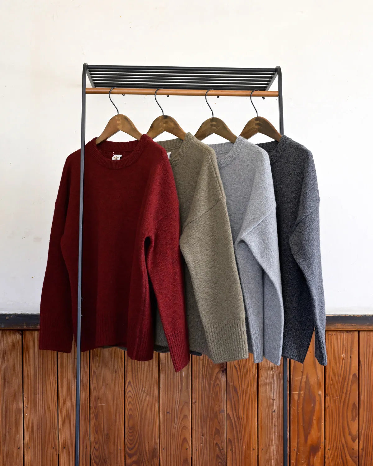 天竺編みプルオーバー 後ろスリット入り