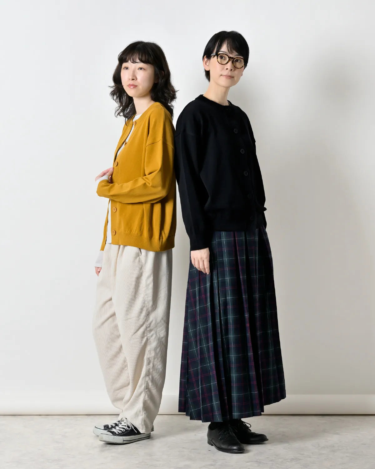 3シーズン使えるストレッチカーディガン