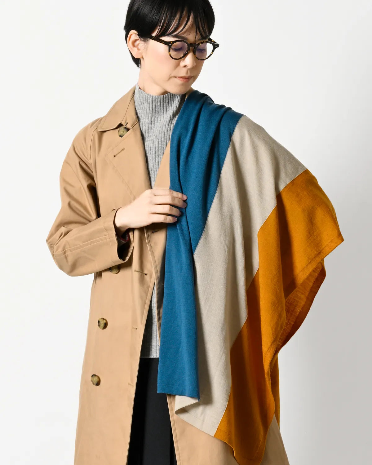 モデル身長：169cm#カラー_26 スモーキーブルー×ライトベージュ×マスタード