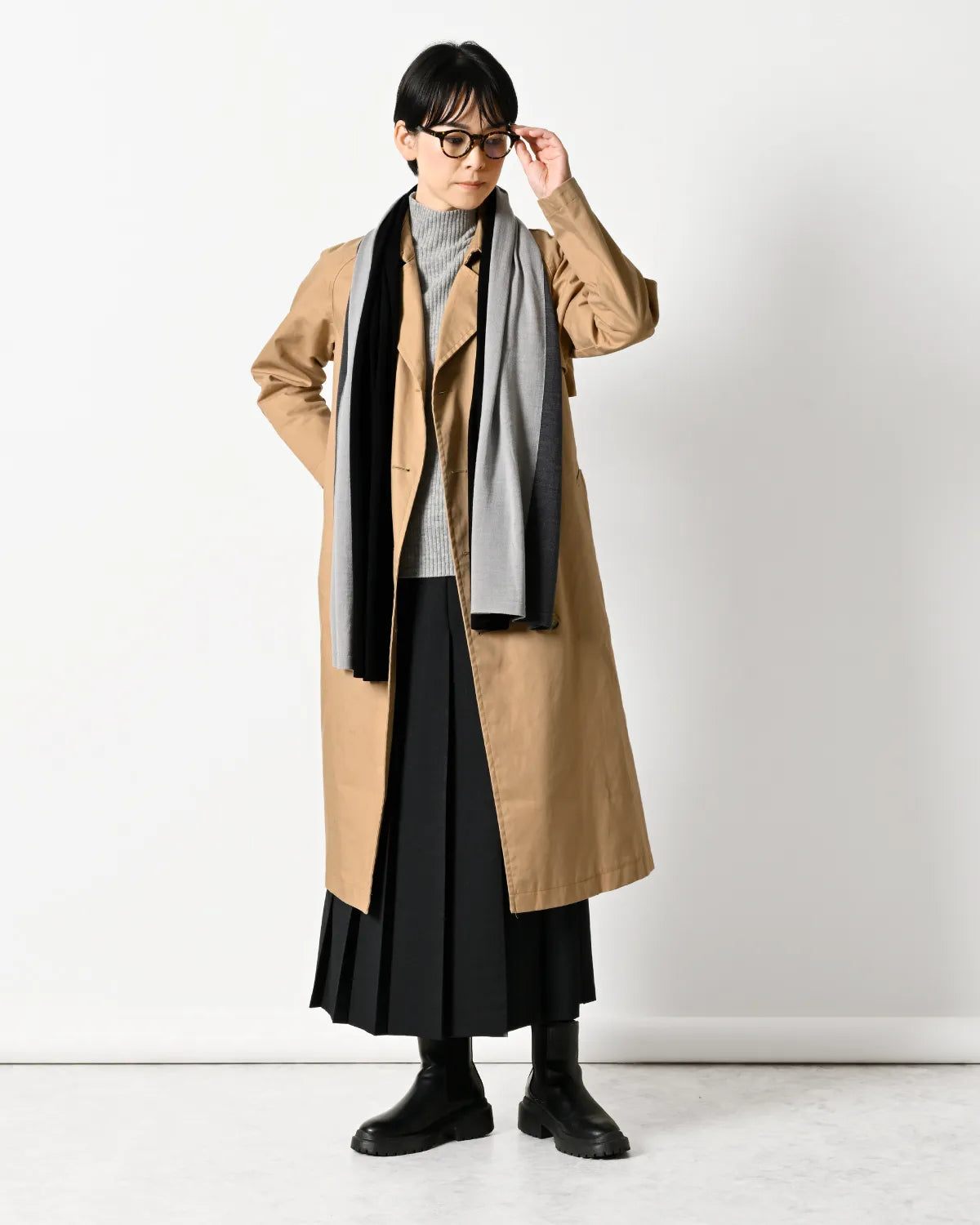 モデル身長：167cm#カラー_27 ブラック×シルバーグレー×グレー